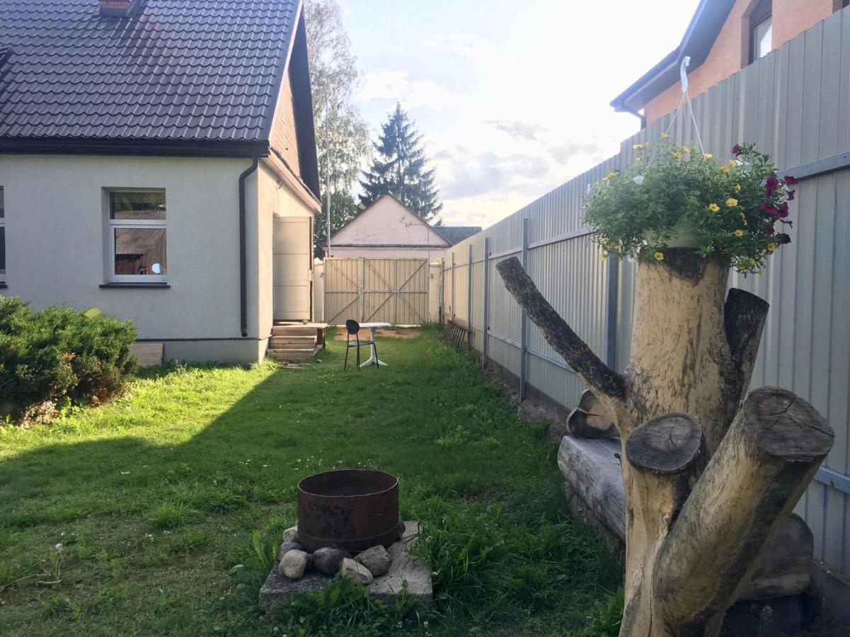Apartamento Garden House Daugavpils Exterior foto